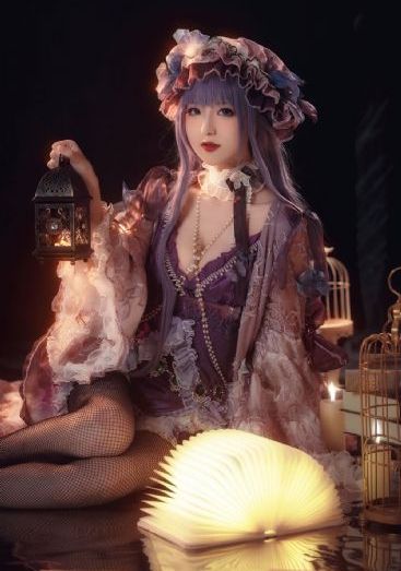 主动打开腿惩罚调教虐乳的视频