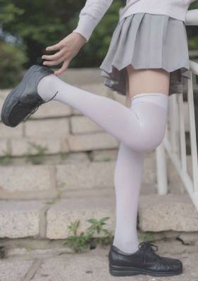 图书馆里的女朋友动漫