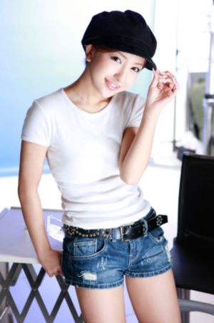 跨下新婚美妇