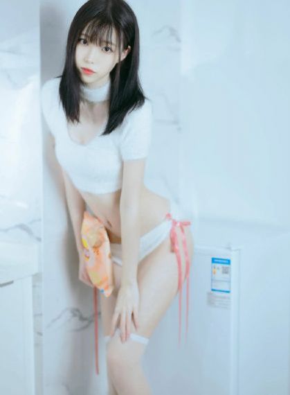 美女来了