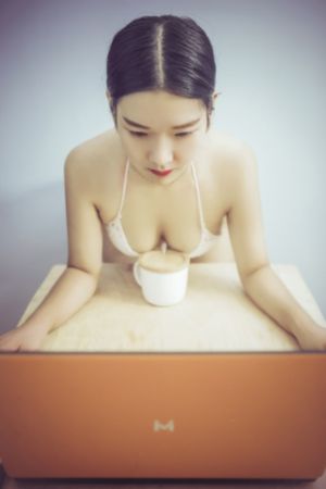 出轨同学会在线