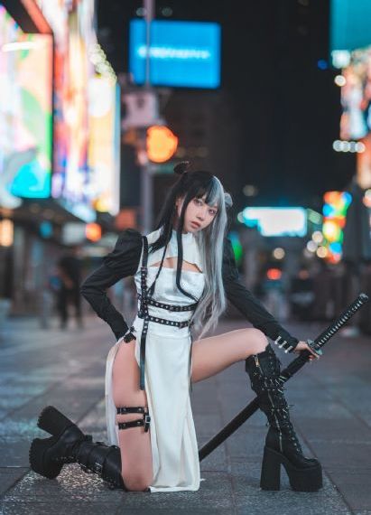 年轻妈妈四