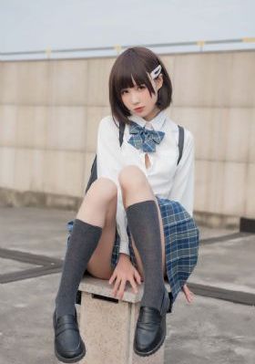 红白黑黄