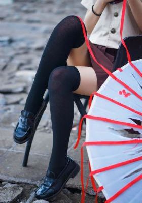 《僵尸先生》
