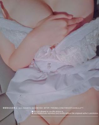 《白月梵星》